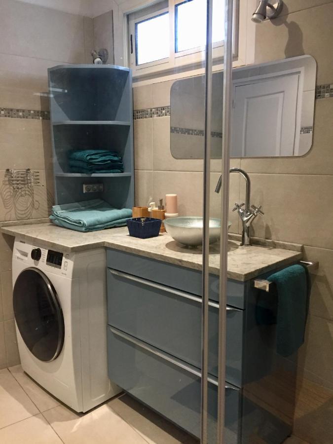 Charming Apartment Near The Beach ヴィルフランシュ・シュル・メール エクステリア 写真