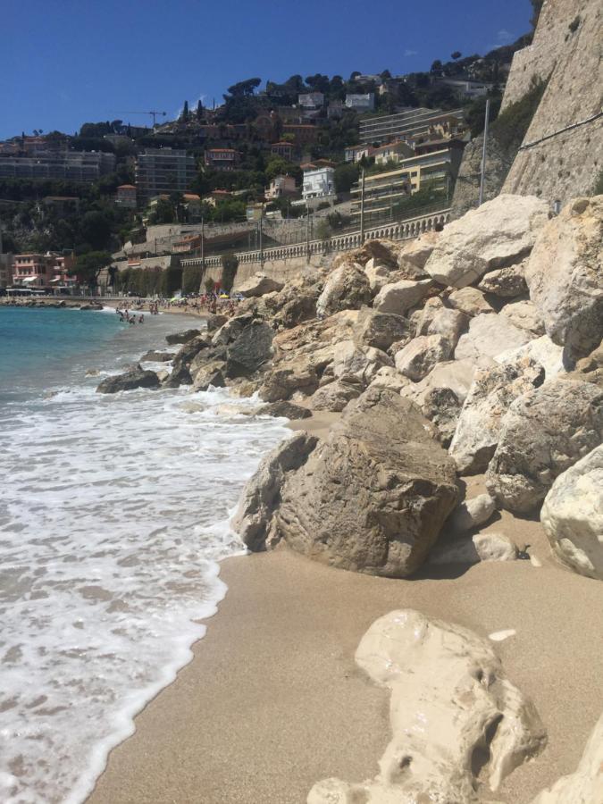 Charming Apartment Near The Beach ヴィルフランシュ・シュル・メール エクステリア 写真