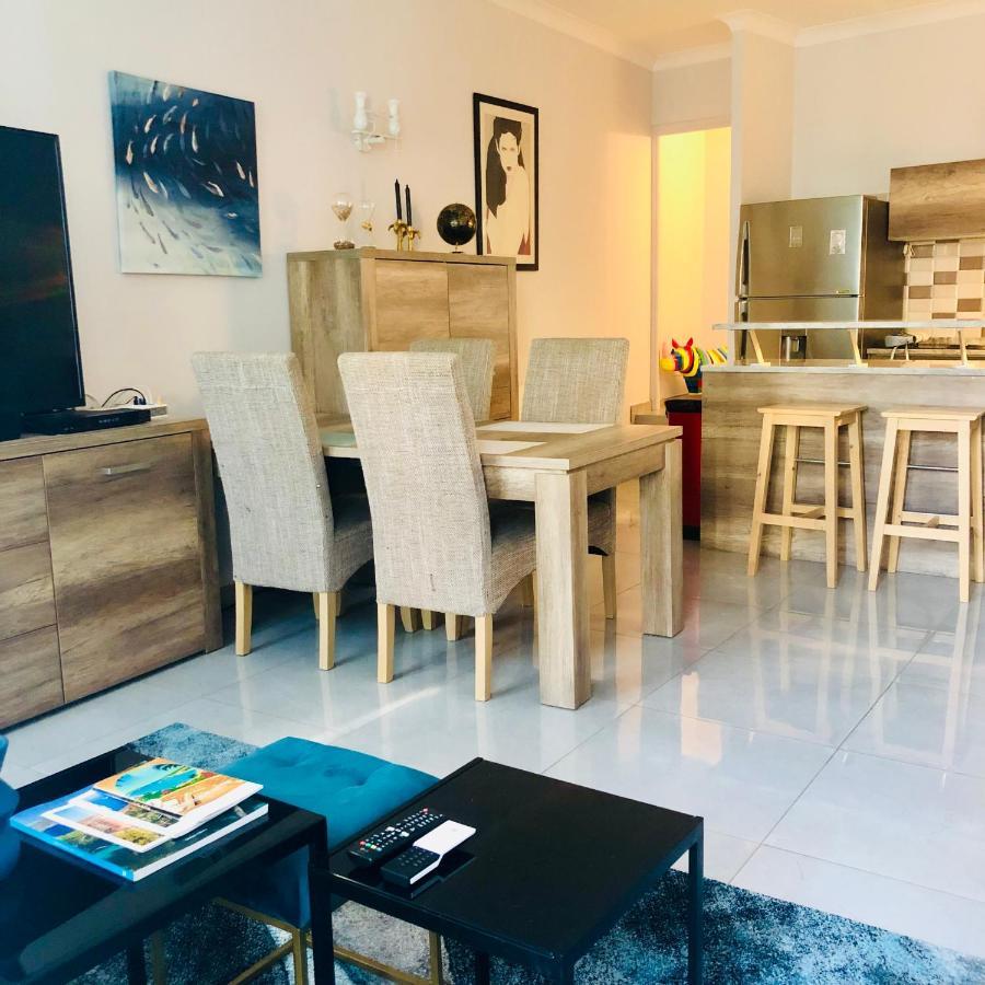 Charming Apartment Near The Beach ヴィルフランシュ・シュル・メール エクステリア 写真